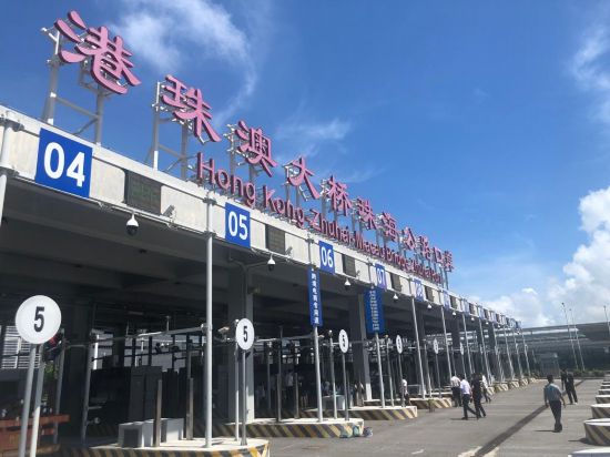 圖為港珠澳大橋珠海公路口岸。 新華網(wǎng) 王慰 攝