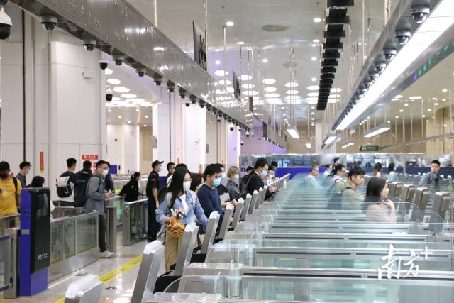橫琴口岸旅檢大廳。 