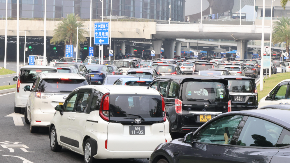 超100萬人次！港珠澳大橋“人車兩旺” 自駕“北上”成主流