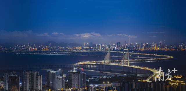 深中通道全景。