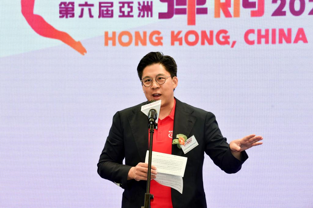 中國香港體育協(xié)會暨奧林匹克委員會副會長霍啟剛