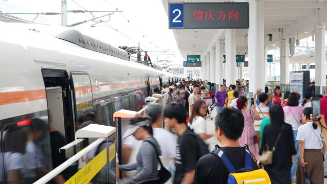 突破客流千萬大關(guān)！廣肇、廣惠城際“四線”貫通后客流明顯攀升