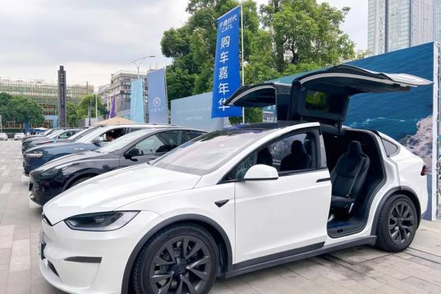 南海區(qū)迎新一輪汽車、家電“以舊換新”消費(fèi)季節(jié)