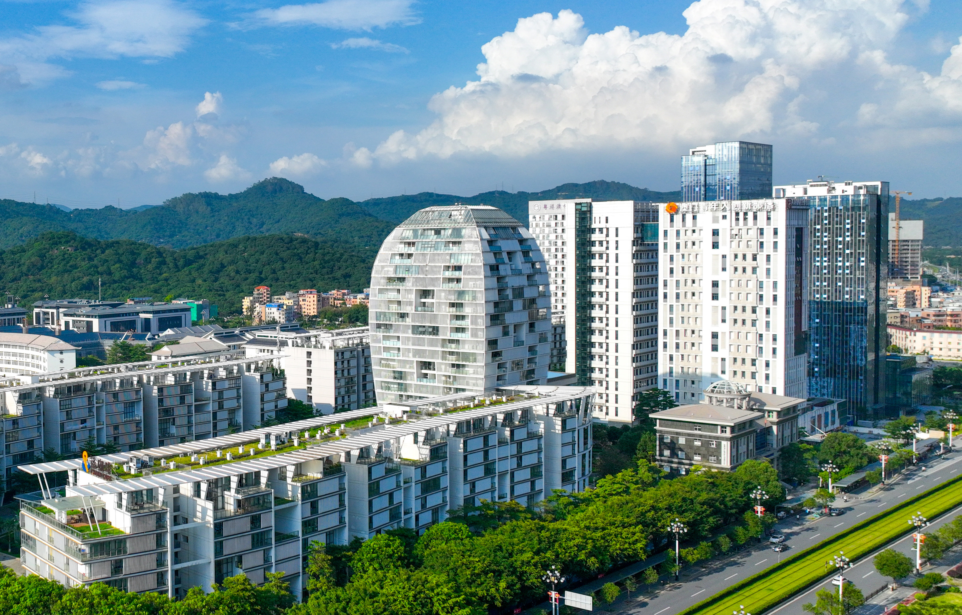 位于廣州市黃埔區(qū)的澳門青年人創(chuàng)新部落。李劍鋒 攝