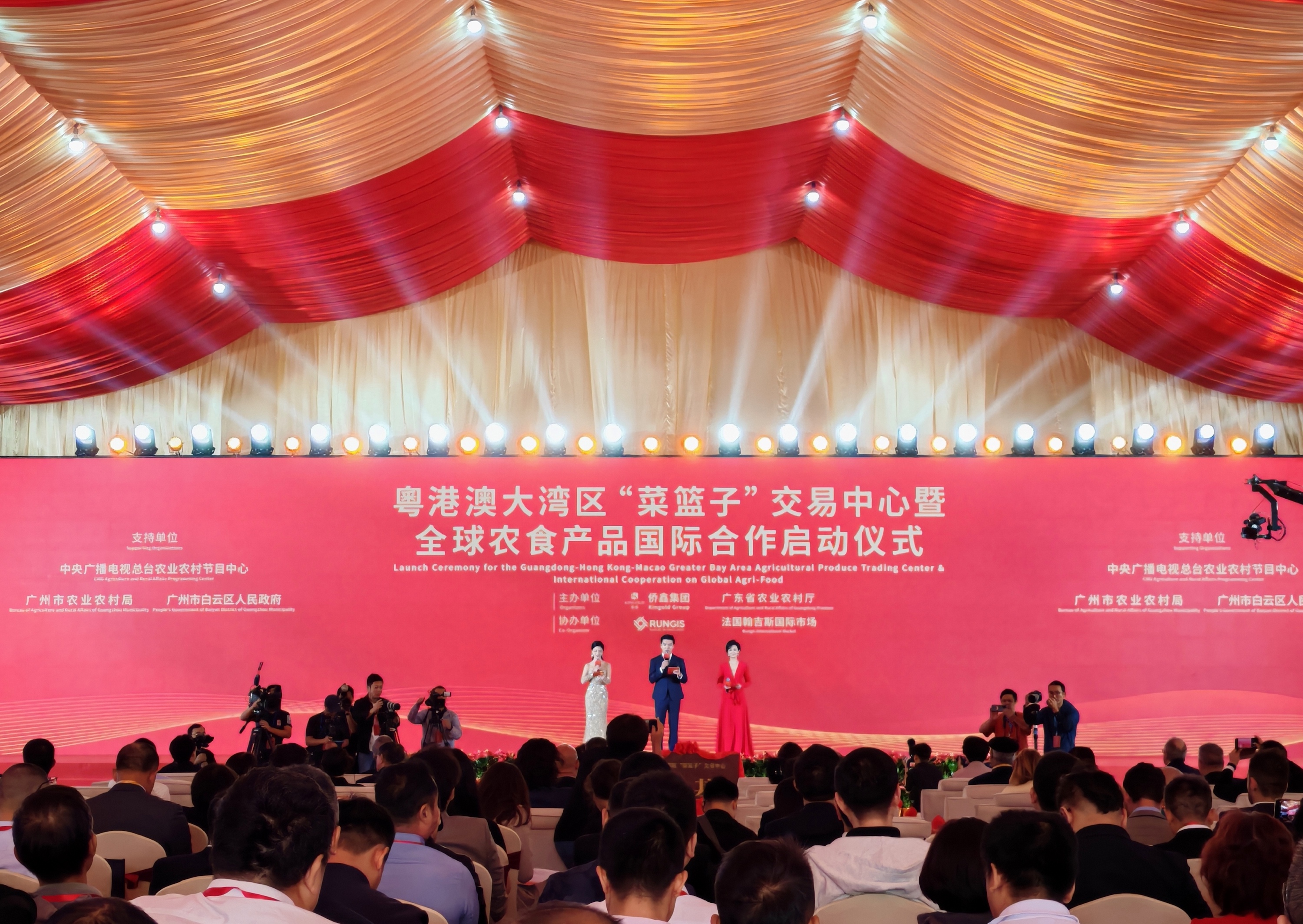 儀式現(xiàn)場(chǎng)。人民網(wǎng) 寧玉瑛攝