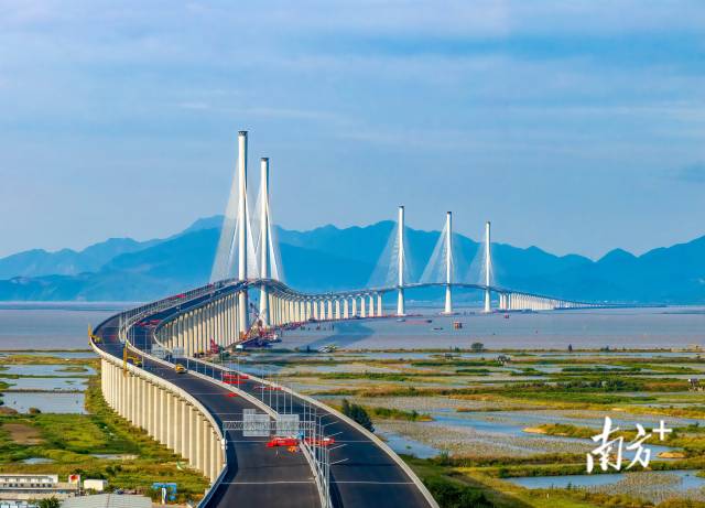 黃茅海跨海通道。
