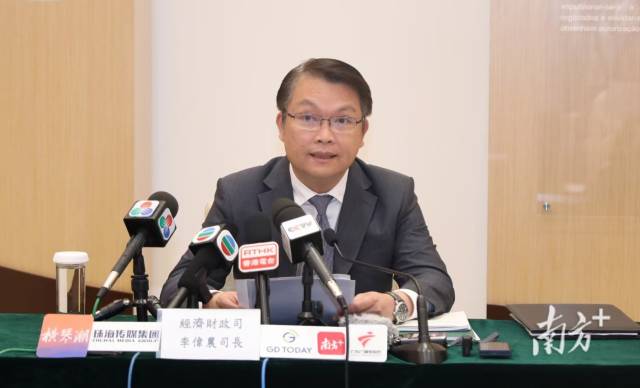 澳門特區(qū)政府經(jīng)濟財政司司長李偉農(nóng)。