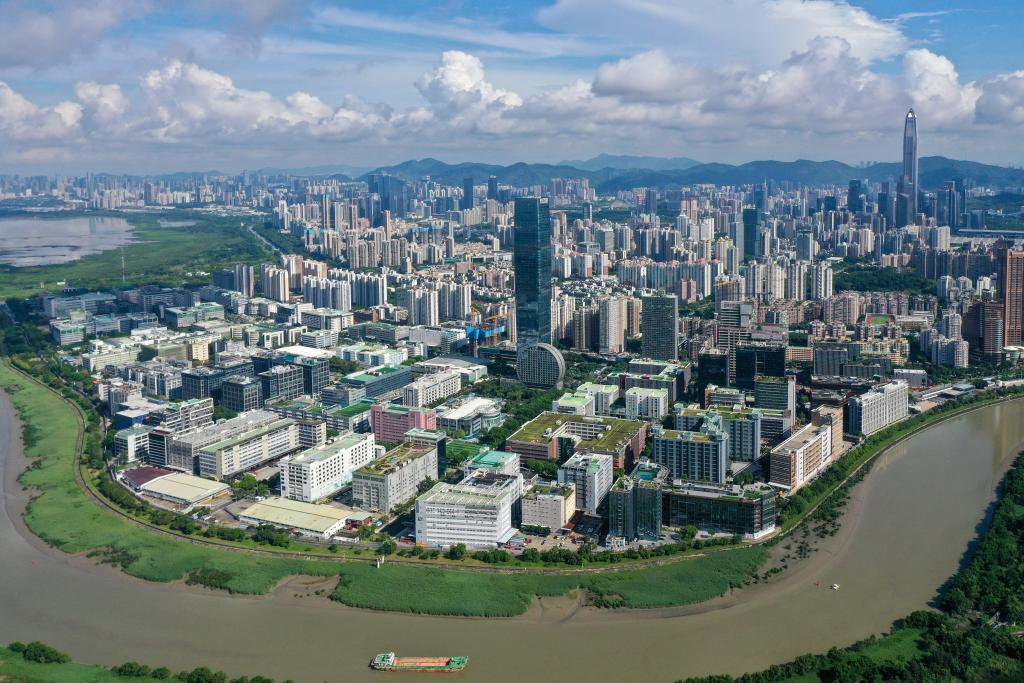 俯瞰河套深港科技創(chuàng)新合作區(qū)深圳園區(qū)（2023年8月23日攝，無人機照片）。新華社記者 梁旭 攝