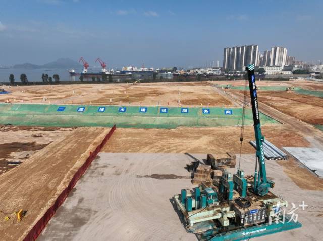 大灣區(qū)大學(xué)（濱海灣校區(qū)）一期工程一標(biāo)段項目正式開工建設(shè)