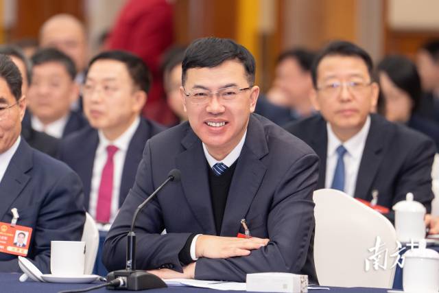 全國人大代表，廣東省發(fā)展改革委黨組書記、主任，省大灣區(qū)辦主任艾學(xué)峰：推動(dòng)科技創(chuàng)新和產(chǎn)業(yè)創(chuàng)新融合發(fā)展