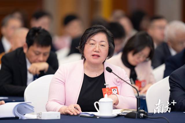 全國人大代表、廣東省人民醫(yī)院（省醫(yī)學(xué)科學(xué)院）黨委書記周琳：“三張?zhí)幏健弊寖?yōu)質(zhì)醫(yī)療資源更觸手可及