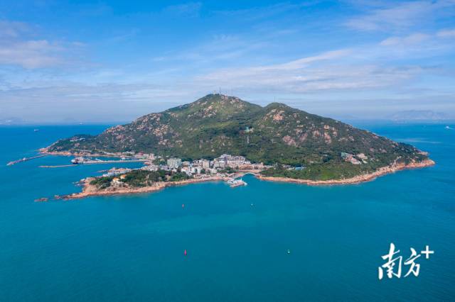 美麗的外伶仃島。