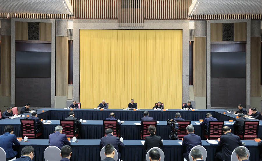 4月30日上午，中共中央總書記、國家主席、中央軍委主席習近平在上海主持召開部分省區(qū)市“十五五”時期經(jīng)濟社會發(fā)展座談會并發(fā)表重要講話。新華社記者 丁林 攝