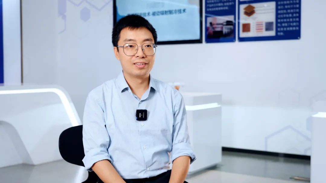 朱龍潛接受采訪。李卓軒攝