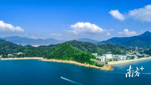 大鵬山海風(fēng)光