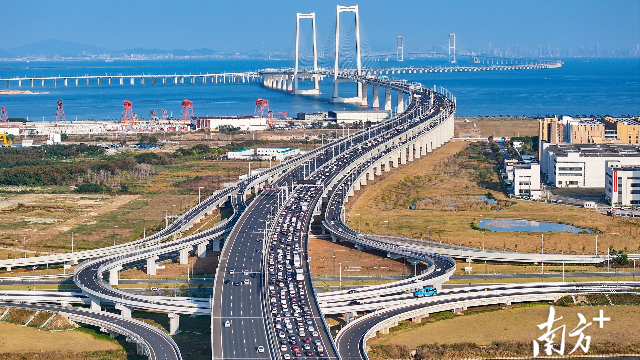 深中通道