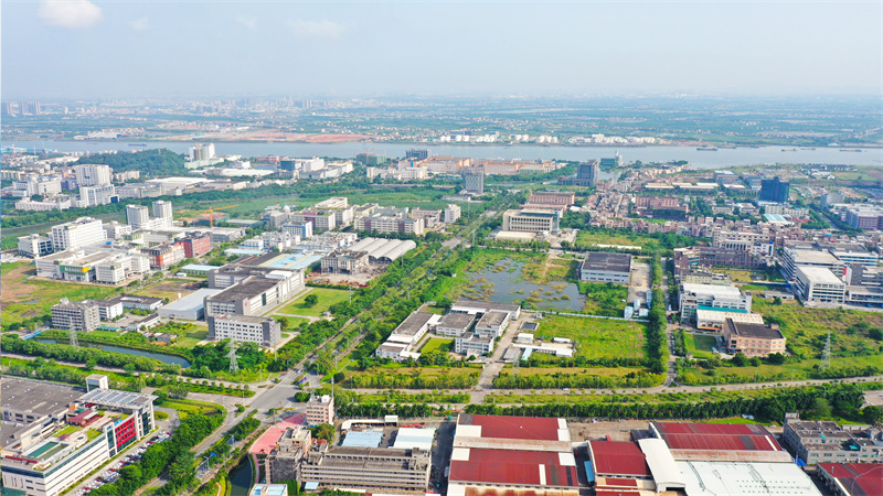 蓬勃發(fā)展的國家健康產業(yè)基地