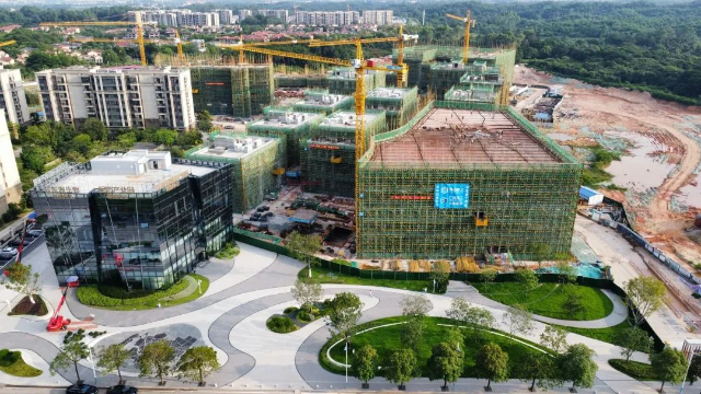 科創(chuàng)中心建設(shè)現(xiàn)場(chǎng)。